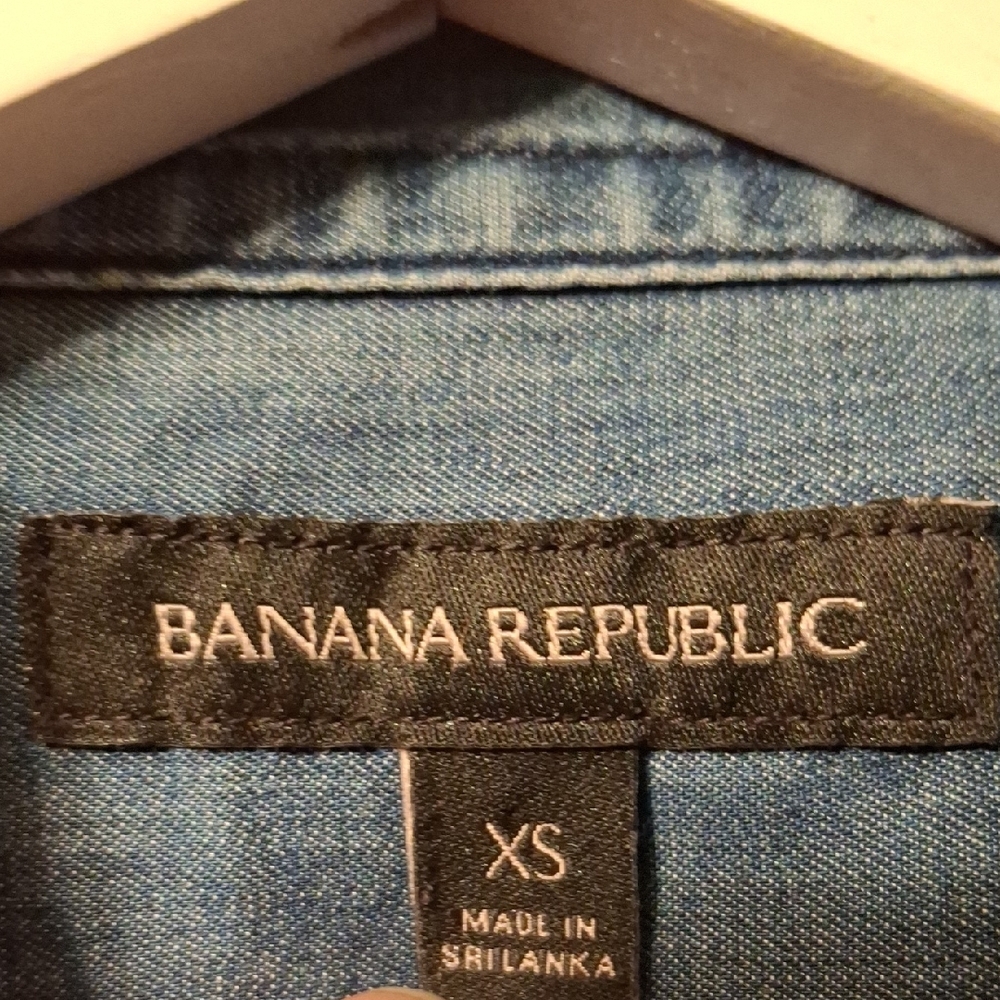 Banana Republic Blue Button Down Shirt XS - Picture 3 of 10